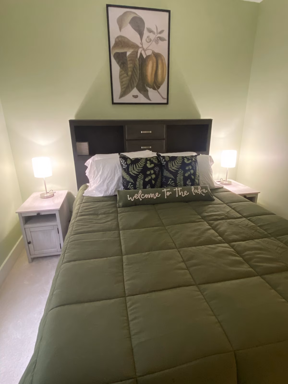 Bayview House paw paw room bedroom